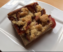 Zwetschgenkuchen mit Streuseln