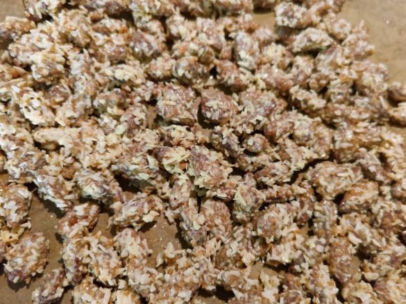 gebrannte Mandeln mit Kokos und weißer Schokolade