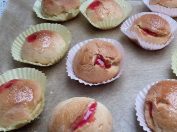 Hefeteigbällchen im Backofen á la Slava