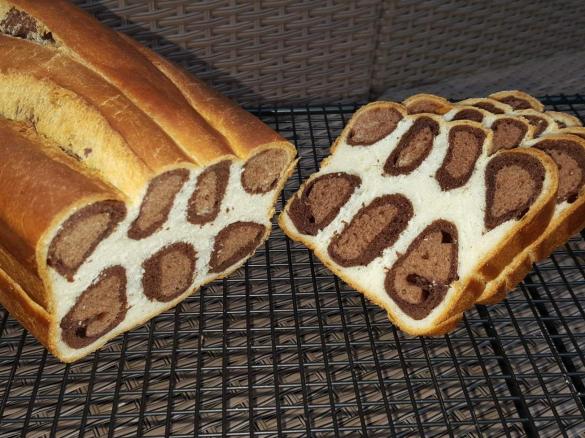 Leopardenkuchen aus Hefeteig