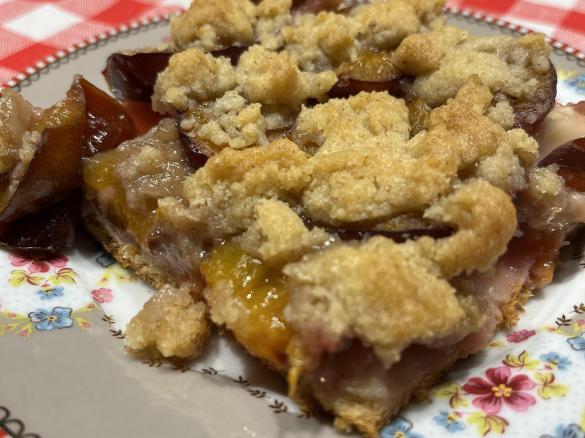 Zwetschgendatschi mit Walnussstreusel
