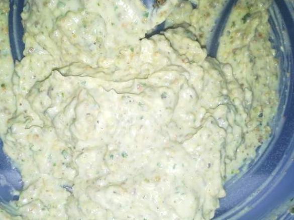 Pistazien-Basilikum-Pesto