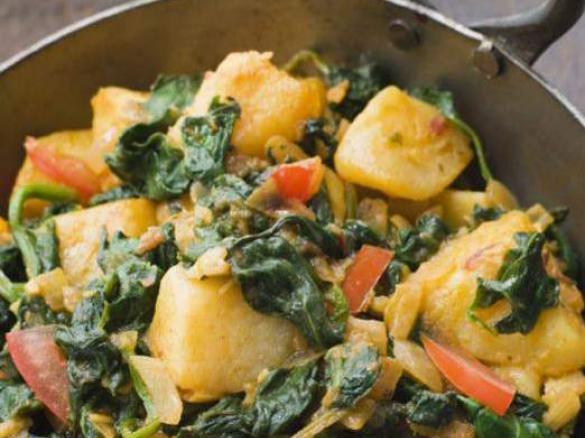 Palak Alu - Spinat m. Kartoffeln (vegan)