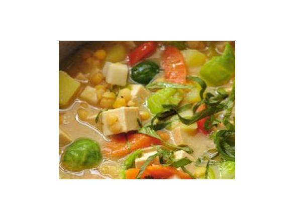 vegane Erbsensuppe mit Rosenkohl