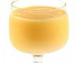 Eierlikör mit ganzen Eiern reduzierter Zucker