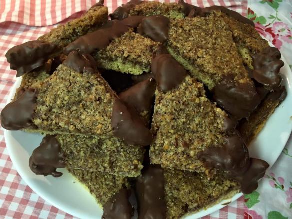 Nika´s Dinkel-Nussecken 