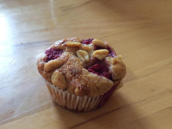 Erdnuss-Himbeer-Muffins