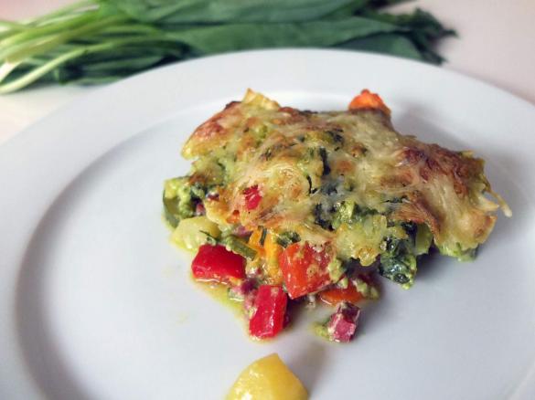 Gemüse-Kartoffelauflauf mit Bärlauchhollandaise