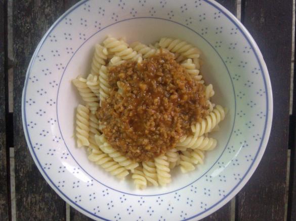 Grünkern Haschee, vegetarische  Nudelsoße