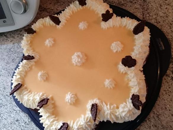 Variation von Eierlikörkuchen