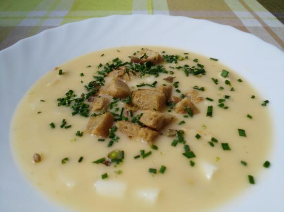 Spargelcremesüppchen