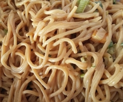 Asiatischer Spaghettisalat