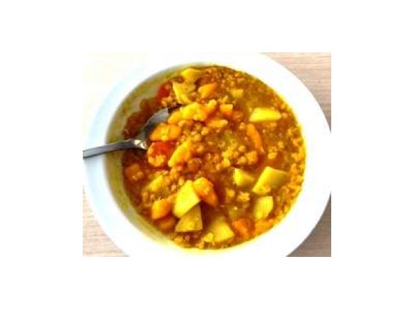 Winterlicher Kürbis- und Gemüseeintopf