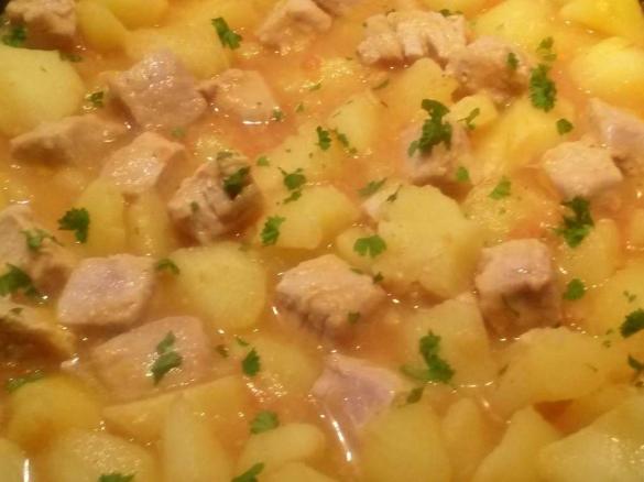 Marmitako - baskischer Fischeintopf