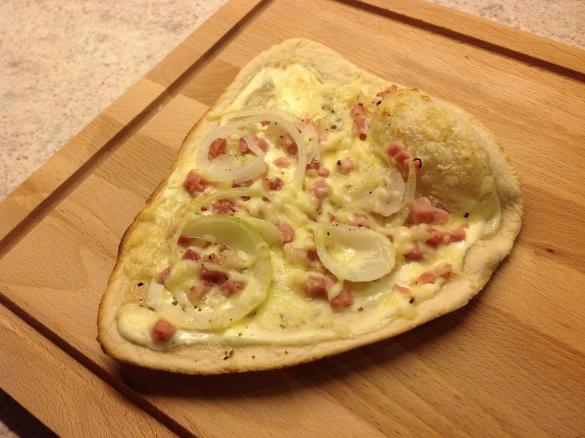 Flammkuchen für Grill und Backofen