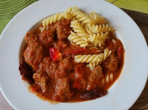Gulasch mit getrockneten Tomaten, WW tauglich, 10 SP