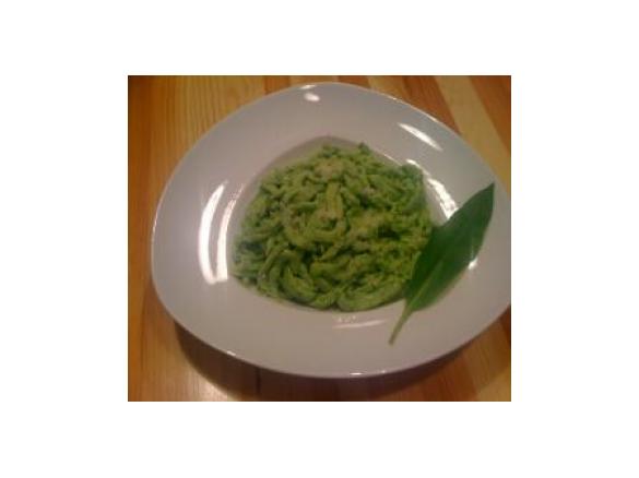 Frühlingsgrüne Bärlauchspätzle