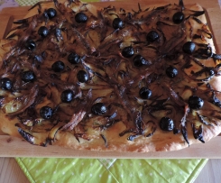 Pissaladière (Zwiebel-Sardellen-Kuchen)