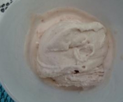 Amarena-Jogurt-Eis 