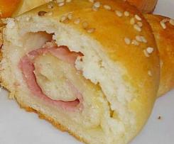 Hörnchen MIT Schinken Gouda Füllung