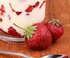 Quarkdessert geschichtet