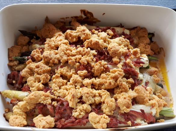 Spargelcrumble grün / weiß