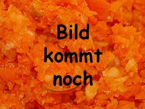 Karotten-Apfel-Selleriesalat