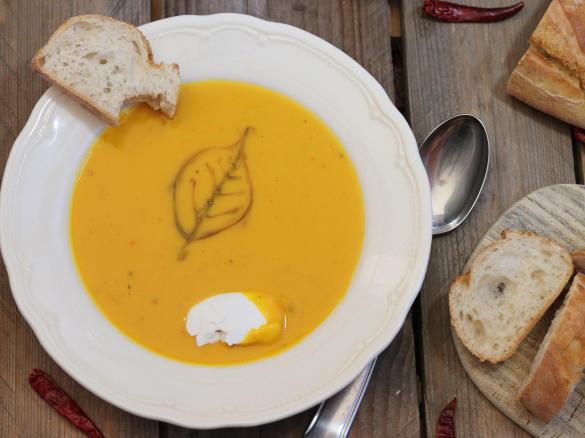 Karotten-Curry-Creme-Suppe