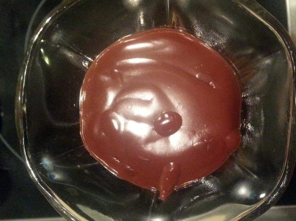 Schokoladenpudding mit Kakaopulver