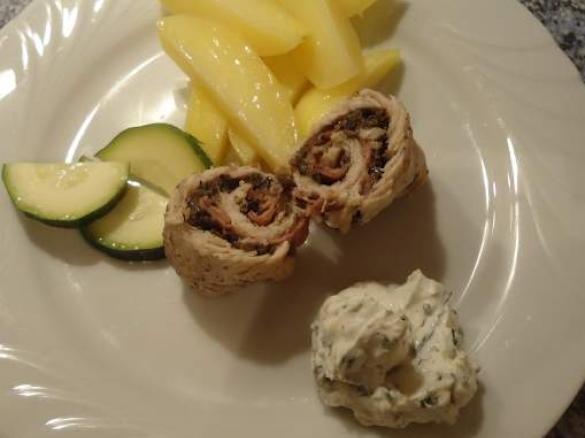 Putenrouladen mit Kartoffeln