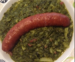 Grünkohl Eintopf mit Mettwürstchen