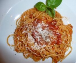 Spaghetti nach "Amatriciana"-Art