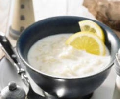 Buttermilchsuppe (Karmelkbree)