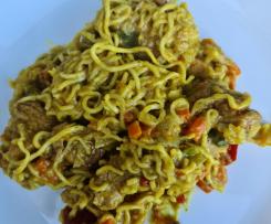 Curry-Nudeln mit Putengeschnetzeltem