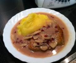 Putensteaks natur mit Preiselbeer-Pilz-Rahmsauce und Kartoffelbrei (mit Tipp für TM 21)