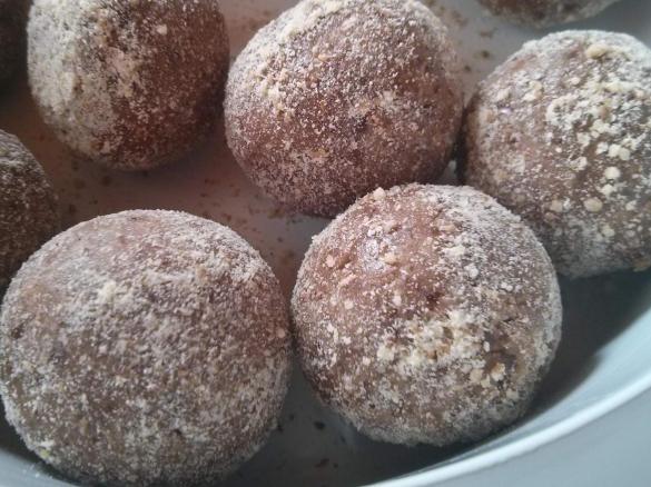 Mandel Fruchtkonfekt, vegan, Rohkost