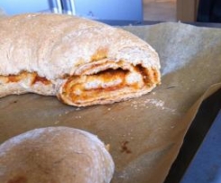 Gefüllte Brotrolle vegetarisch/mediterran