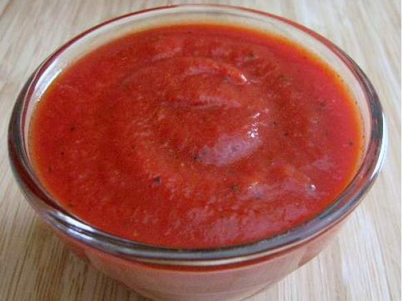 Tomatensoße für Pizza