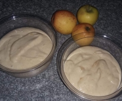 Apfelmus mit Hartweizengrieß...luftig und lecker....aus Russischen Rezeptbuch