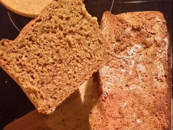 Roggen-Weizen-Karotten-Brot mit Sauerteig
