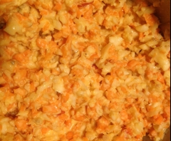 Waldorfsalat (leichter Möhren-Sellerie-Salat)