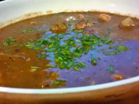 mexikanischer Mole-Eintopf mit Hühnchen