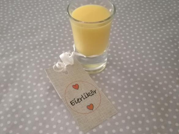 Eierlikör (mit ganzen Eiern)