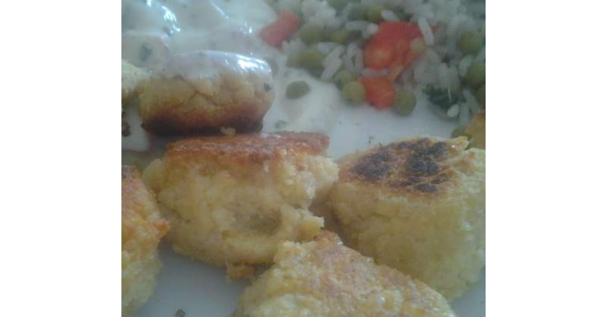 Falafel mit veganem Joghurtdip und Reissalat von Vegane Küchenfee. Ein ... Falafel mit veganem Joghurtdip und Reissalat von Vegane Küchenfee. Ein ...