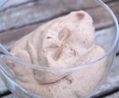 Schokoladen-Mousse mit RAMA Cremefine