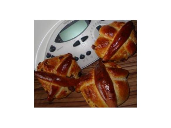 englische Hot-Cross Brötchen