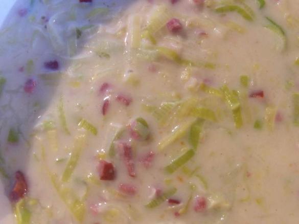 Schinken-Porree-Sauce