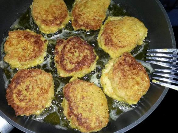 Frikadelle m. Möhren vegetarisch