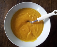 Kartoffel-Möhren-Ingwer-Süppchen