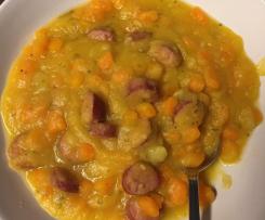 Möhren/Kartoffeleintopf mit Mettwürstchen